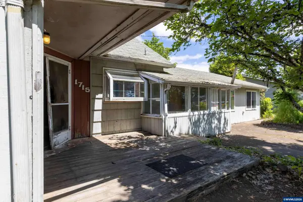 1715 College St, Philomath, OR 97370
