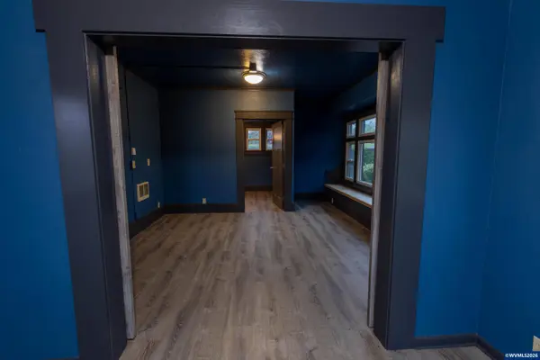 2306 3rd St, Tillamook, OR 97141