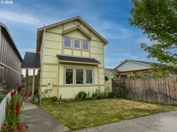 374 NW 25TH ST, Redmond, OR 97756