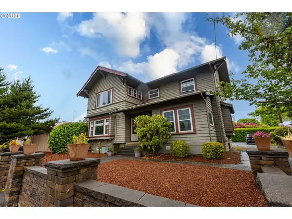 2306 3RD ST, Tillamook, OR 97141