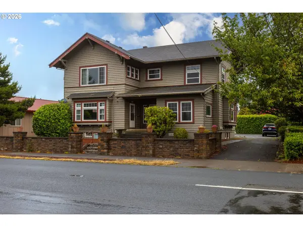 2306 3RD ST, Tillamook, OR 97141