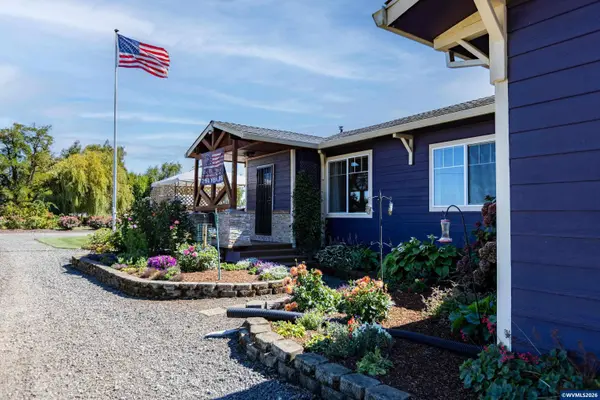 5686 Waconda Rd NE, Salem, OR 97305