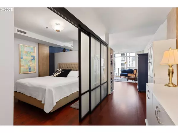 1221 SW 10TH AVE #809, Portland, OR 97205