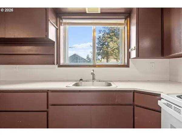 5103 NE 42ND AVE, Portland, OR 97218