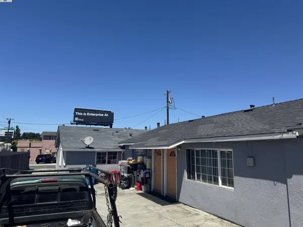 2118 Addison Ave, East Palo Alto, CA 94303