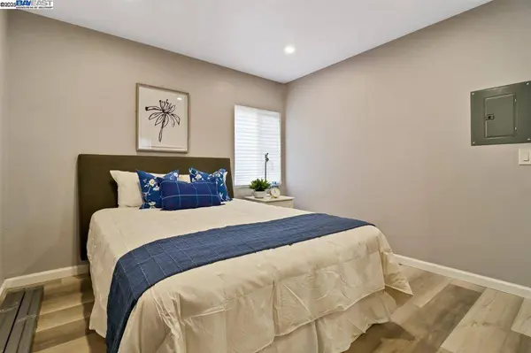 2118 Addison Ave, East Palo Alto, CA 94303