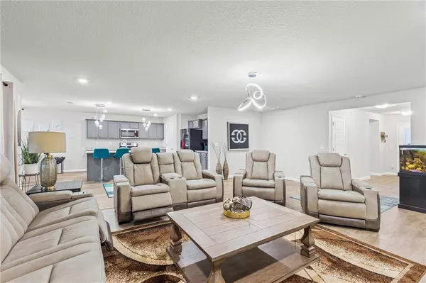 8305 Glenwood WAY, Semmes, AL 36575