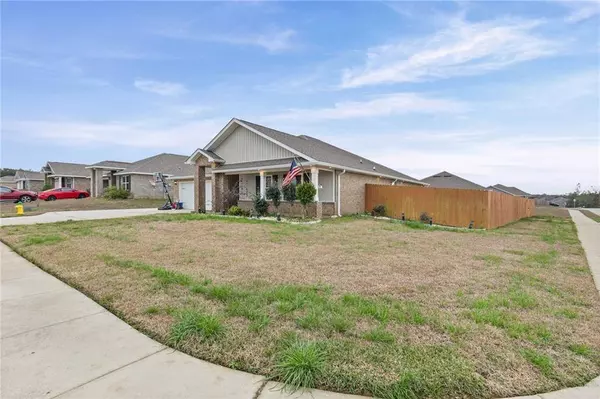 8305 Glenwood WAY, Semmes, AL 36575