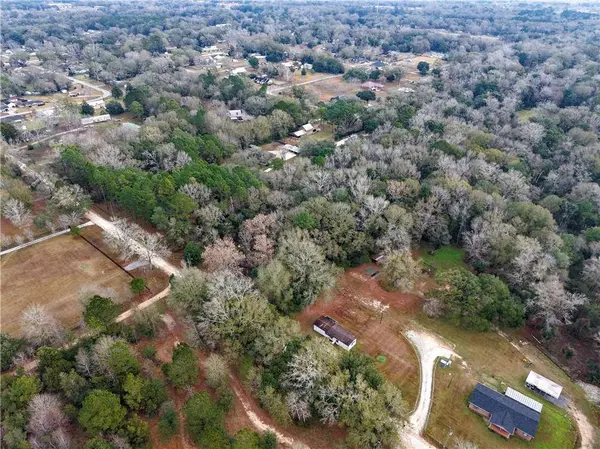 10775 Pine RD, Grand Bay, AL 36541