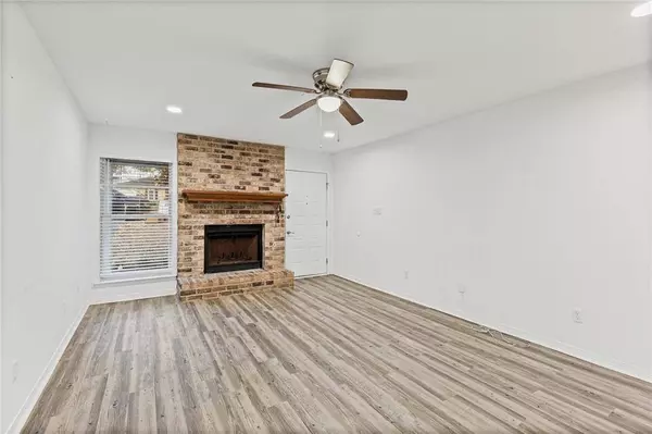 5907 Windham CT, Mobile, AL 36608