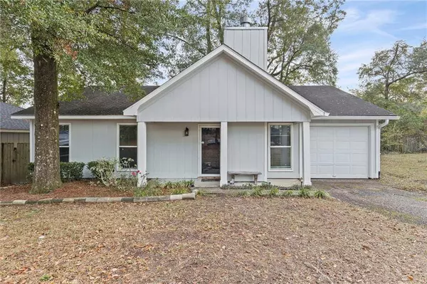 5907 Windham CT, Mobile, AL 36608