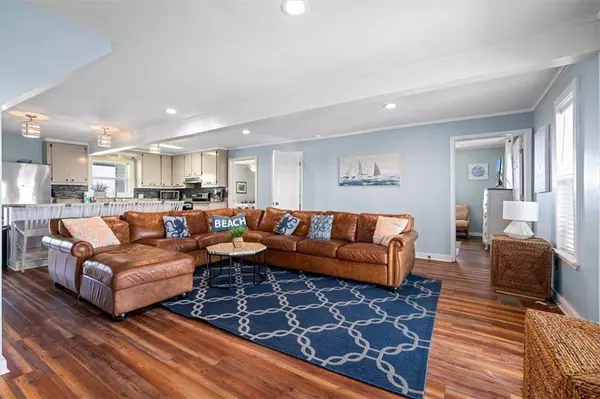 108 Ponchartrain CT, Dauphin Island, AL 36528