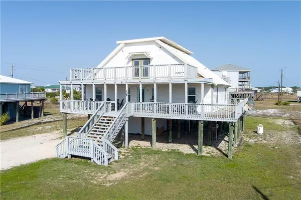 108 Ponchartrain CT, Dauphin Island, AL 36528