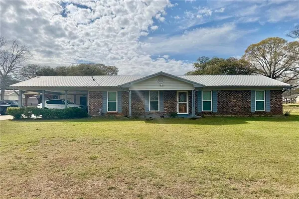 12430 Vanity CT, Irvington, AL 36544