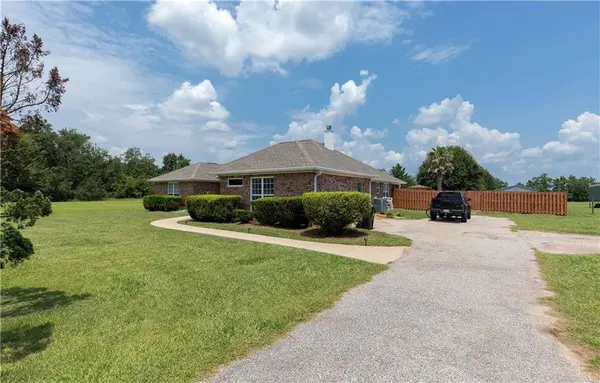 16311 Old Brady RD, Bay Minette, AL 36507