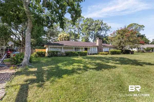 3813 Conway Dr, Mobile, AL 36608