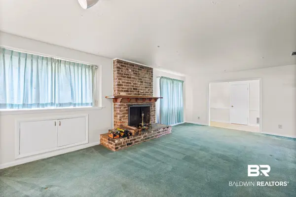 3813 Conway Dr, Mobile, AL 36608