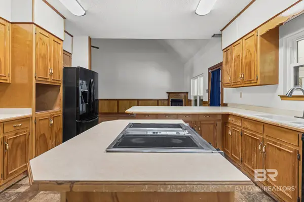 801 Highpoint Circle, Mobile, AL 36693