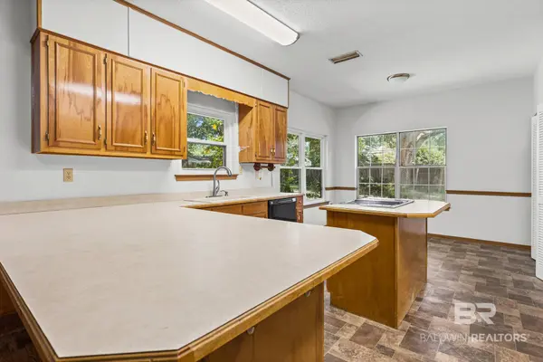 801 Highpoint Circle, Mobile, AL 36693
