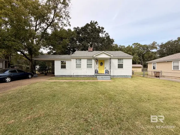 5124 Pineview Lane, Mobile, AL 36608