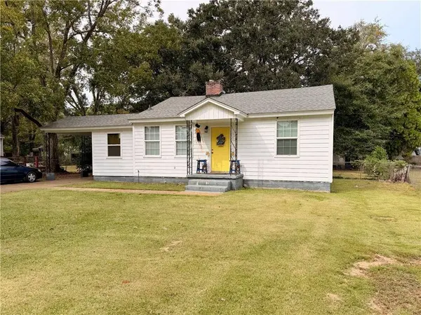 5124 Pineview LN S, Mobile, AL 36608