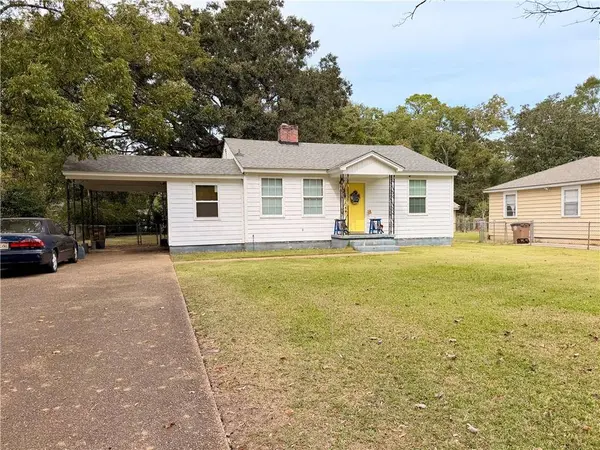 5124 Pineview LN S, Mobile, AL 36608