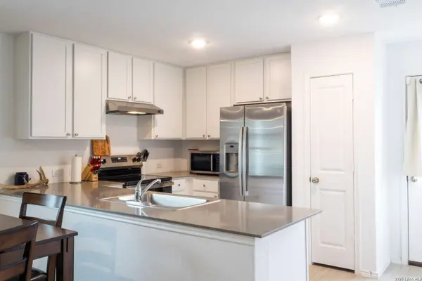 7112 Yellow Sapphire, San Antonio, TX 78263