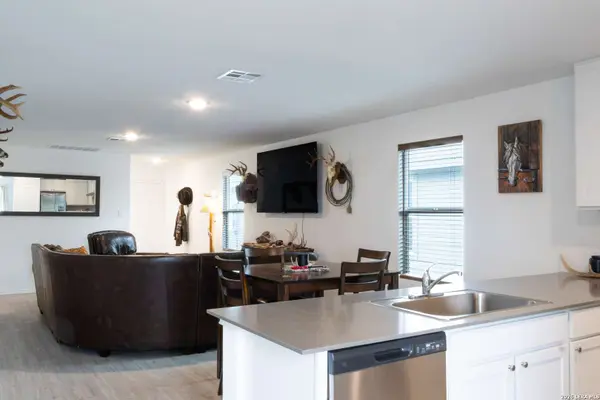 7112 Yellow Sapphire, San Antonio, TX 78263