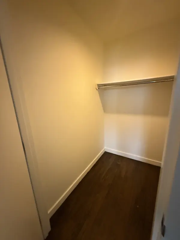 12-15 Broadway #405, Astoria, NY 11106
