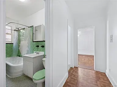 41-25 44th St #c5, Sunnyside, NY 11104
