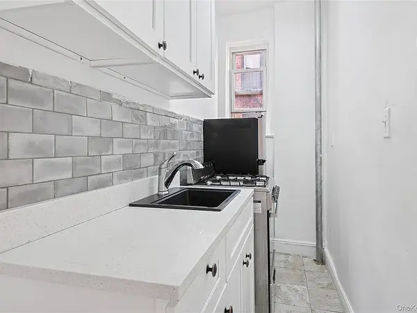 41-25 44th St #c5, Sunnyside, NY 11104