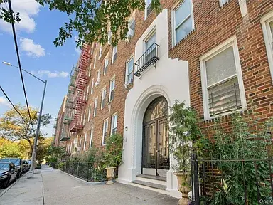 41-25 44th St #c5, Sunnyside, NY 11104