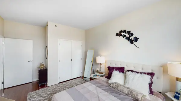 12-15 Broadway #227, Astoria, NY 11106