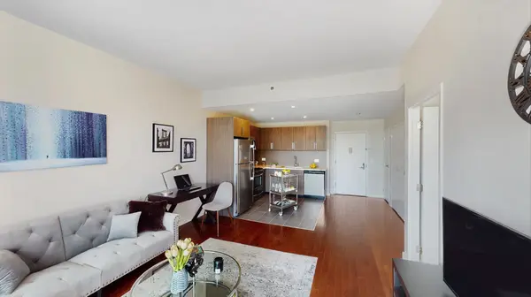 12-15 Broadway #227, Astoria, NY 11106