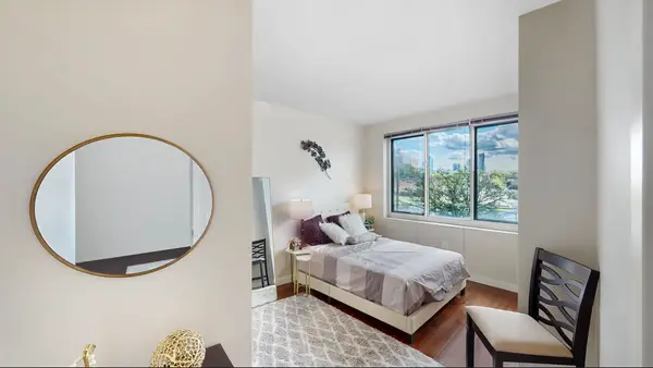 12-15 Broadway #227, Astoria, NY 11106