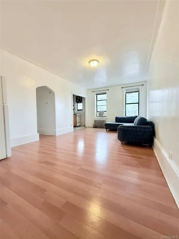 50-05 43rd AVE #2F, Woodside, NY 11377