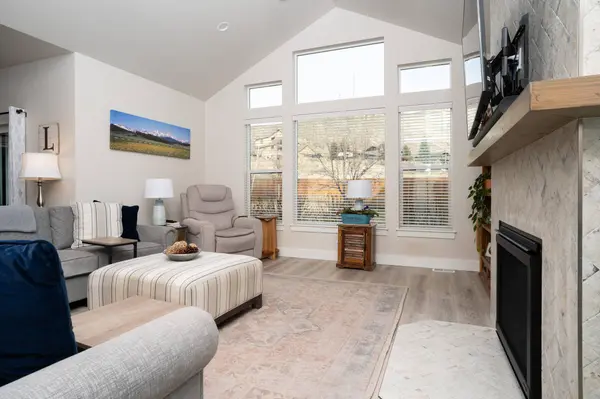 411 Chestnut LOOP, Bellevue, ID 83313