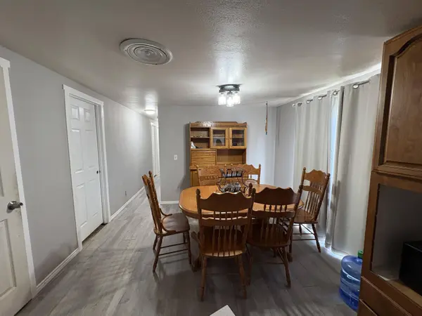 117 E 5th St, Shoshone, ID 83352