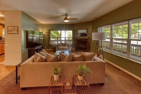 960 Eastridge Dr, Hailey, ID 83333