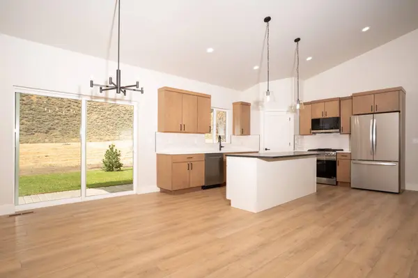 507 Rosewood Dr, Bellevue, ID 83313