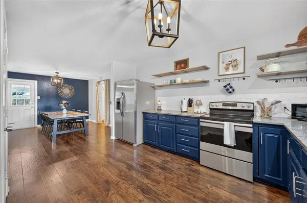 1804 Mims ST, Fort Worth, TX 76112