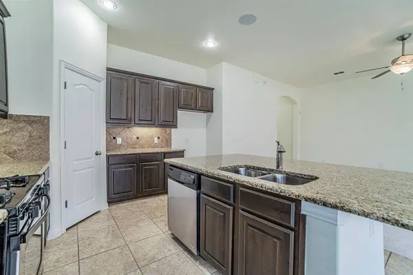 2541 Open Range Drive, Fort Worth, TX 76177
