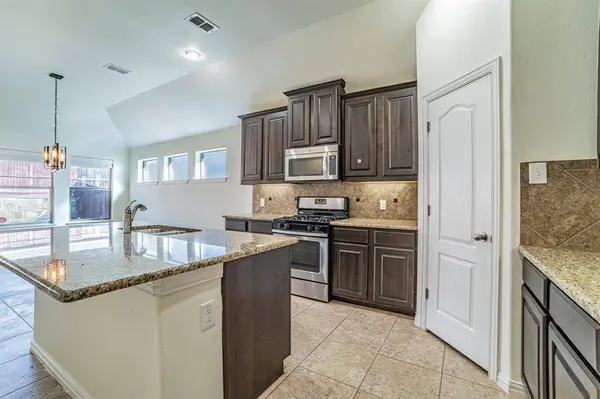 2541 Open Range Drive, Fort Worth, TX 76177