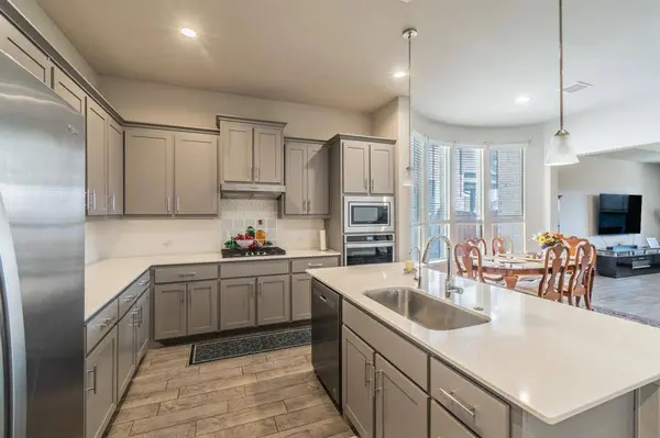 2041 St Andrews Way, Argyle, TX 76226