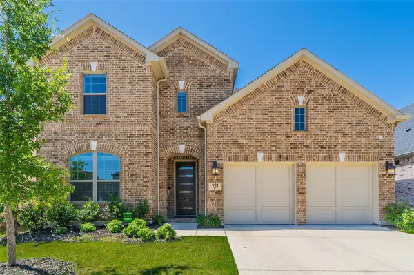 921 Bayberry Drive