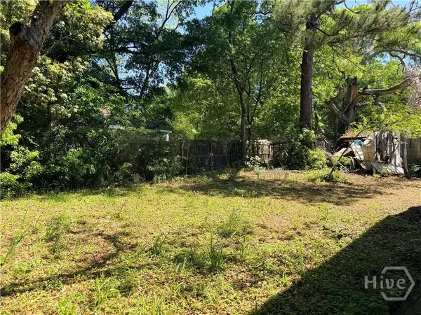 2156 New York AVE, Savannah, GA 31404