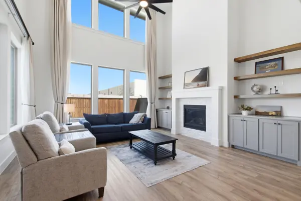 16224 Hunters Glen Ln, Frisco, TX 75033-2548
