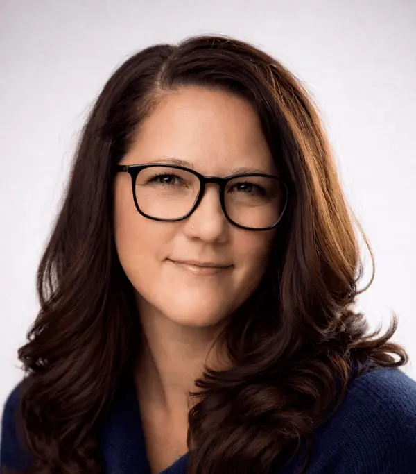 Kathryn Schenk Head and Shoulders