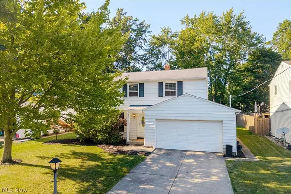 22760 Esther AVE, Fairview Park, OH 44126