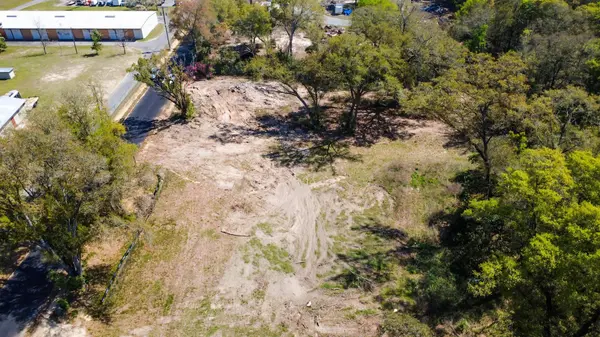 213 HANNON MILL Road, Tallahassee, FL 32305